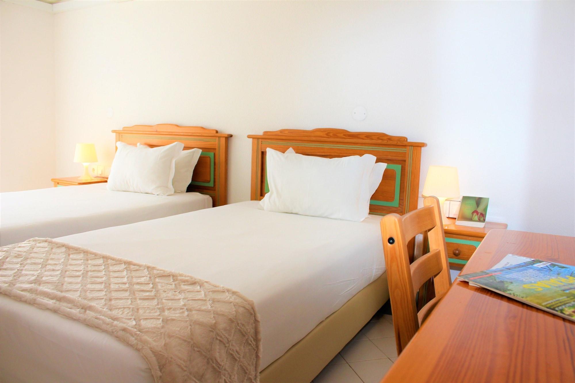 Ourabay Hotel Apartamento - Art & Holidays Albufeira Extérieur photo